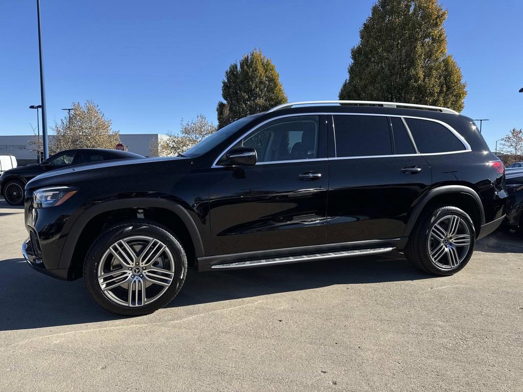 New 2026 Mercedes-Benz GLS 450 4MATIC image 2