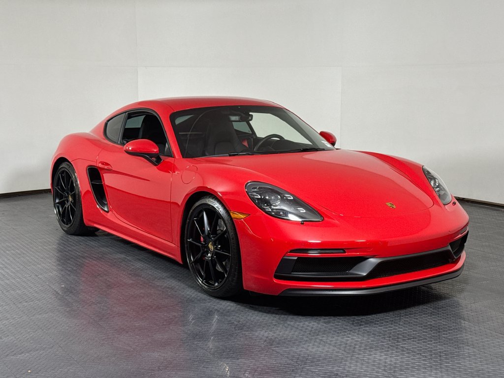 Certified 2024 Porsche 718 Cayman GTS RWD image 9