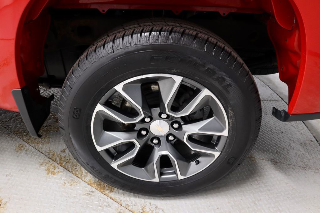 Used 2024 Chevrolet Silverado 1500 LT image 20