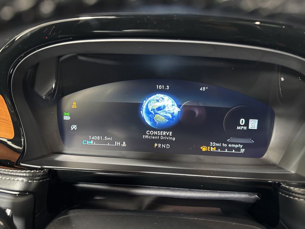 Certified 2022 Lincoln Corsair Reserve w/ Equipment Group 201A image 38