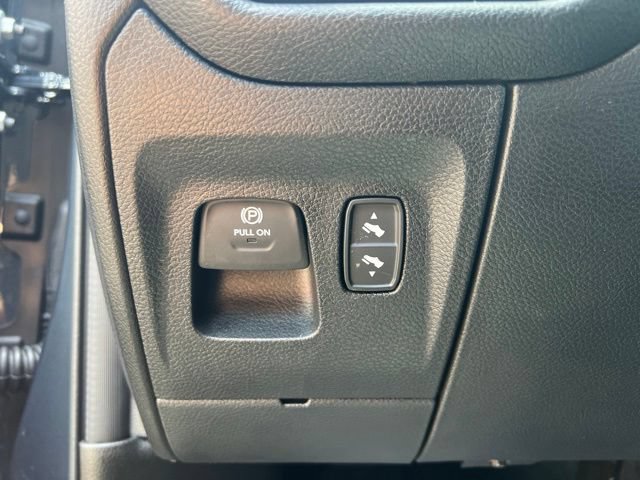 Used 2026 RAM 1500 Big Horn AWD/4WD image 7