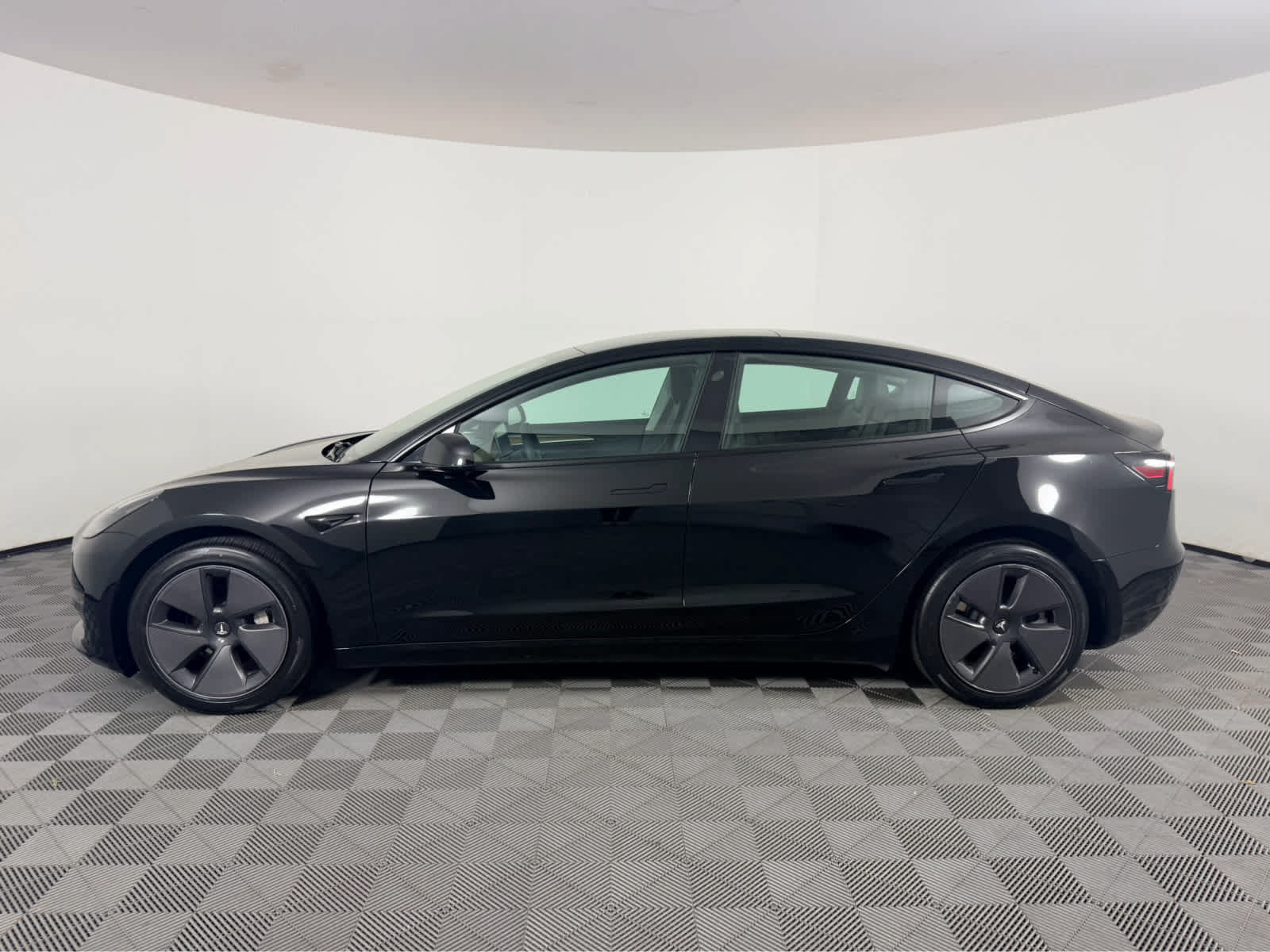 Used 2023 Tesla Model 3 Long Range AWD/4WD image 6