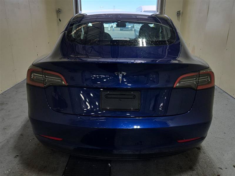Used 2023 Tesla Model 3 Standard Range RWD image 3