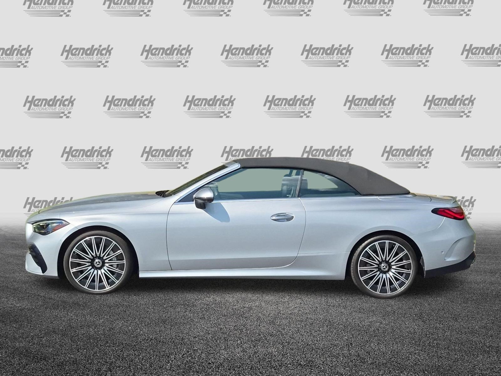 Used 2024 Mercedes-Benz CLE 450 4MATIC Cabriolet video 2