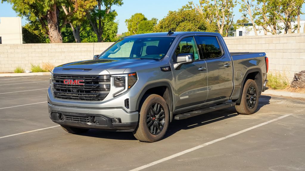 New 2026 GMC Sierra 1500 Elevation w/ Elevation Premium Package AWD/4WD image 3