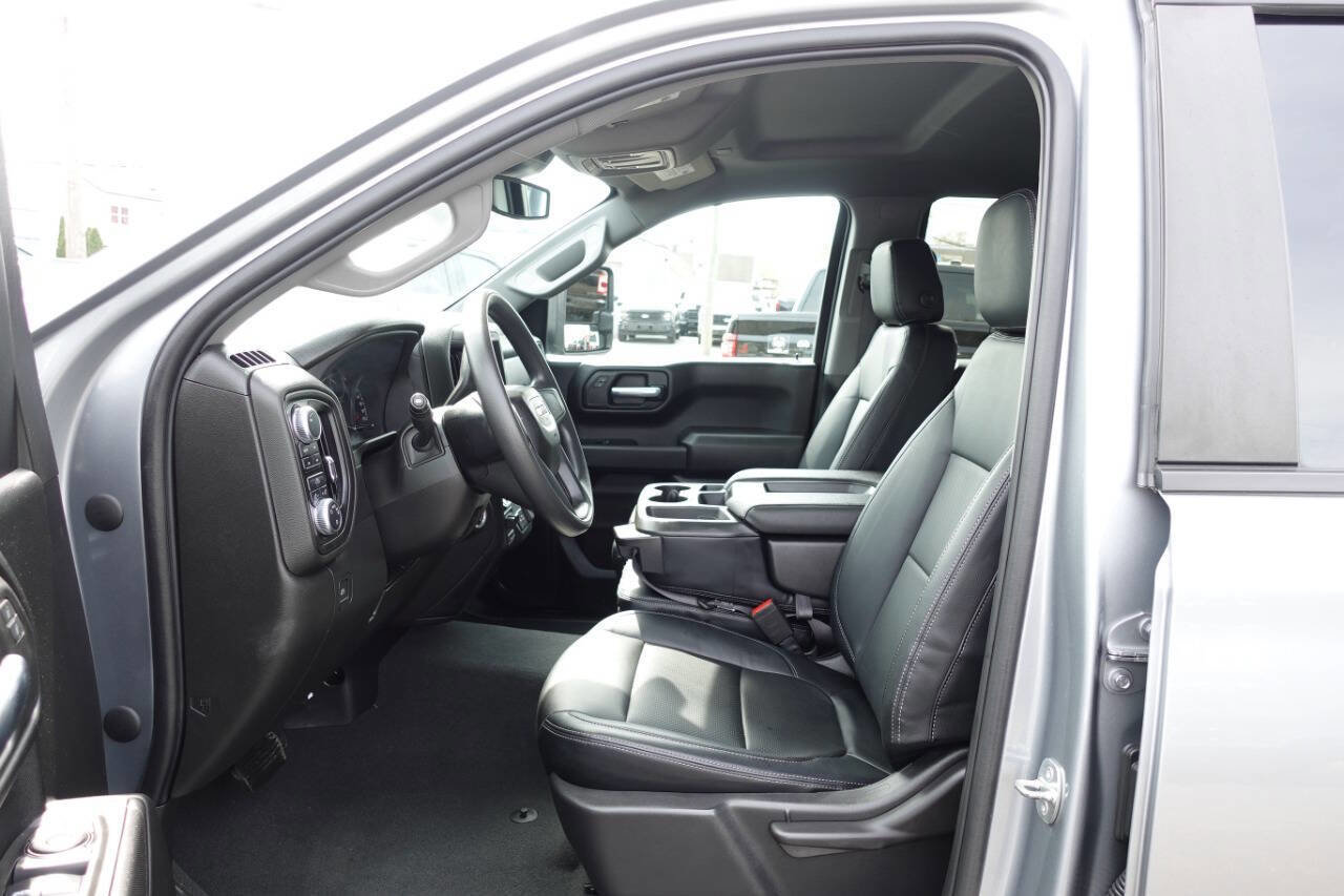 Used 2023 GMC Sierra 1500 Pro w/ Pro Value Package AWD/4WD image 16