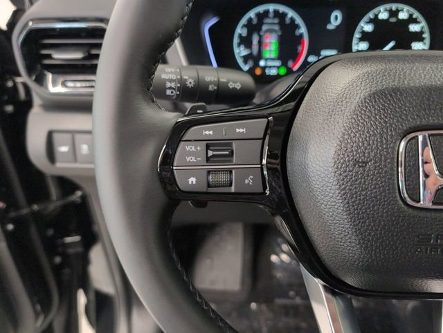 New 2025 Honda Pilot Touring image 12