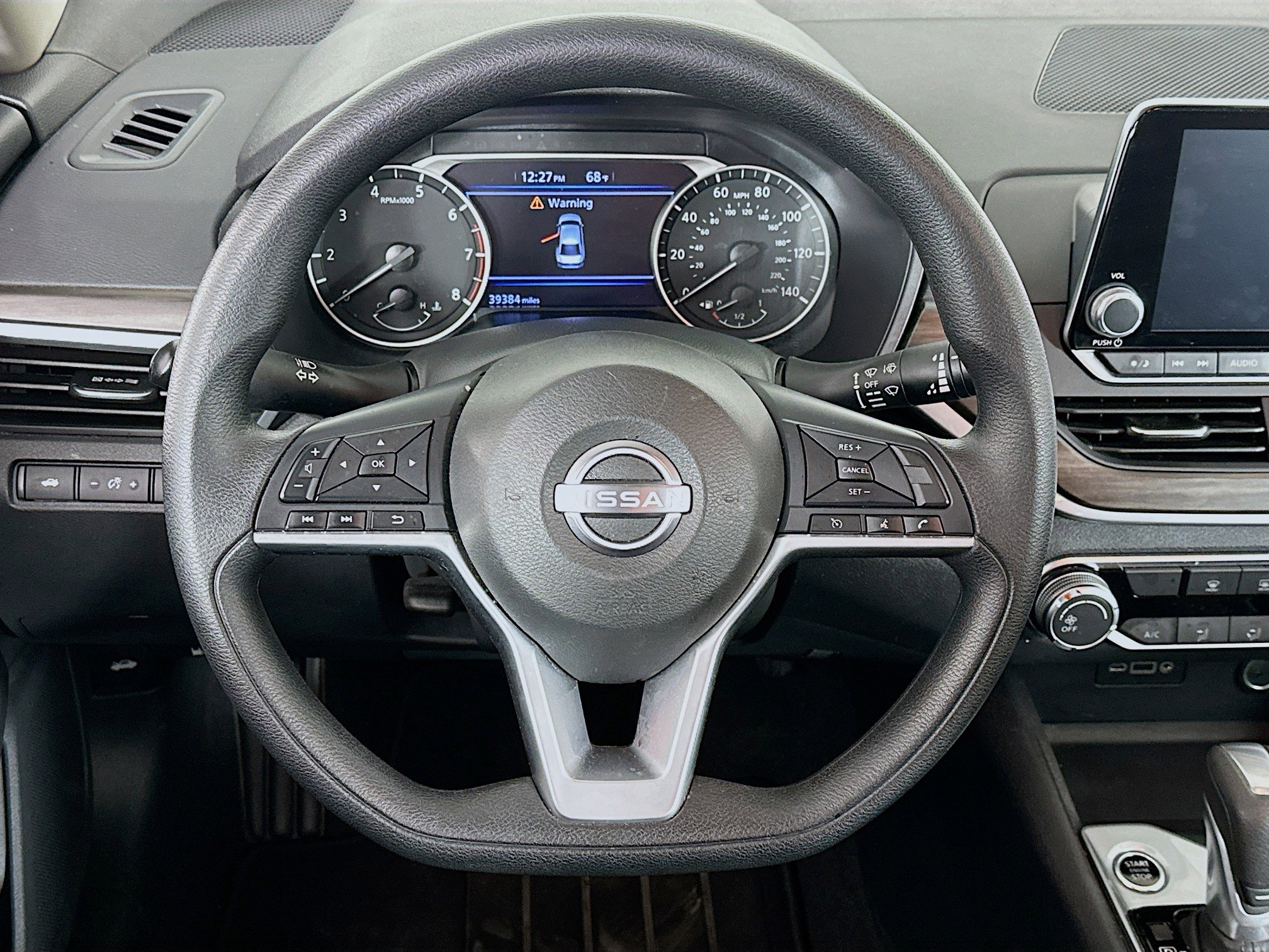 Used 2025 Nissan Altima 2.5 SV FWD image 18