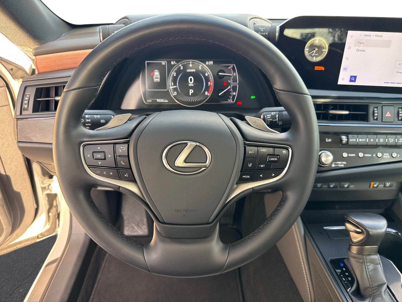 Used 2025 Lexus ES 350 w/ Premium Package FWD image 27