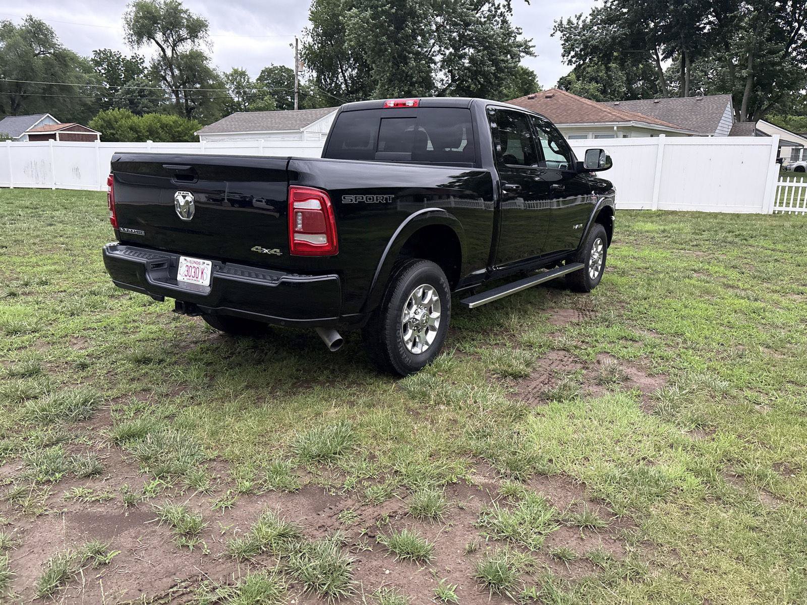 Used 2022 RAM 3500 Laramie AWD/4WD image 5