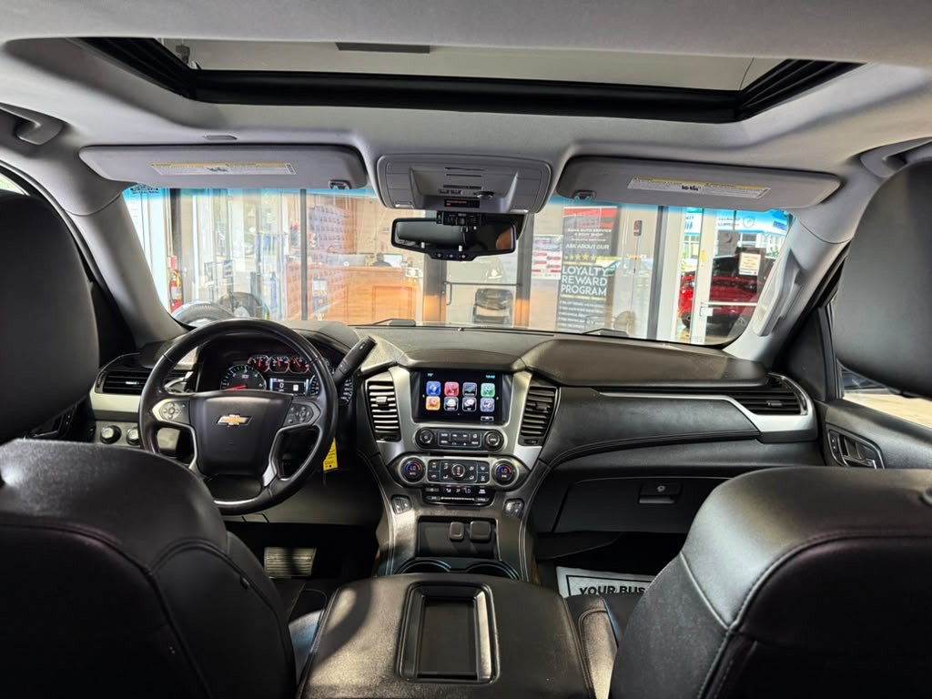 Used 2018 Chevrolet Suburban LT AWD/4WD image 24
