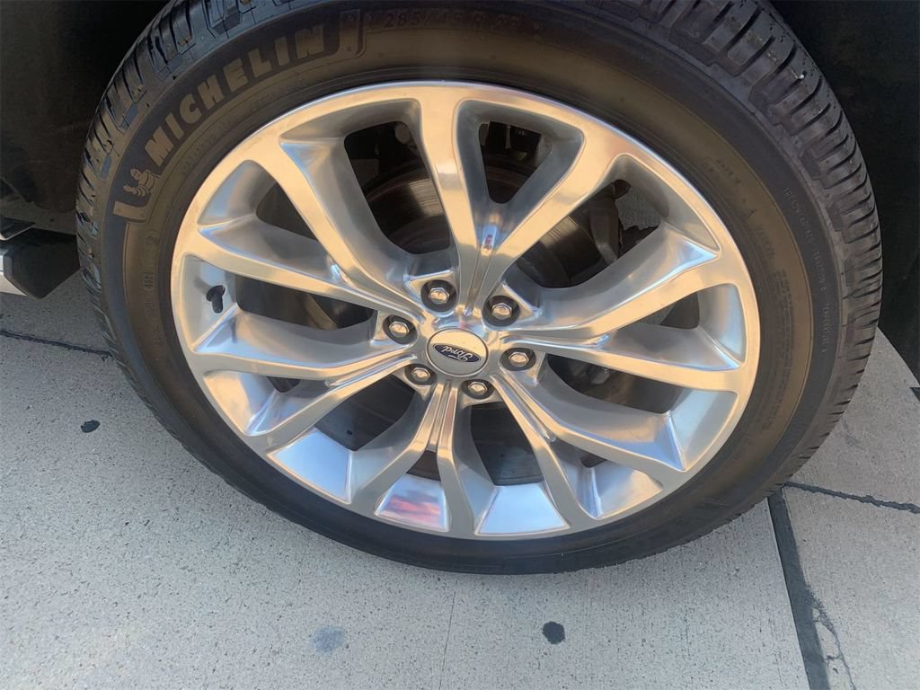 Used 2019 Ford Expedition Platinum RWD image 6