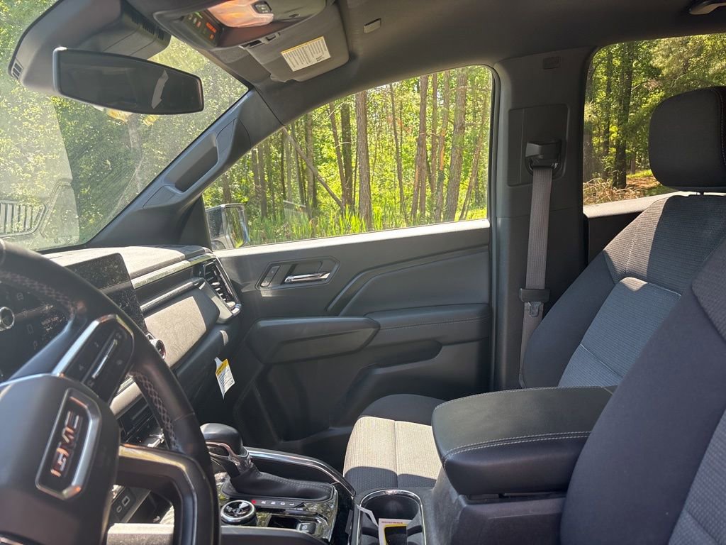 Used 2024 GMC Canyon Elevation w/ Trailering Package AWD/4WD image 15