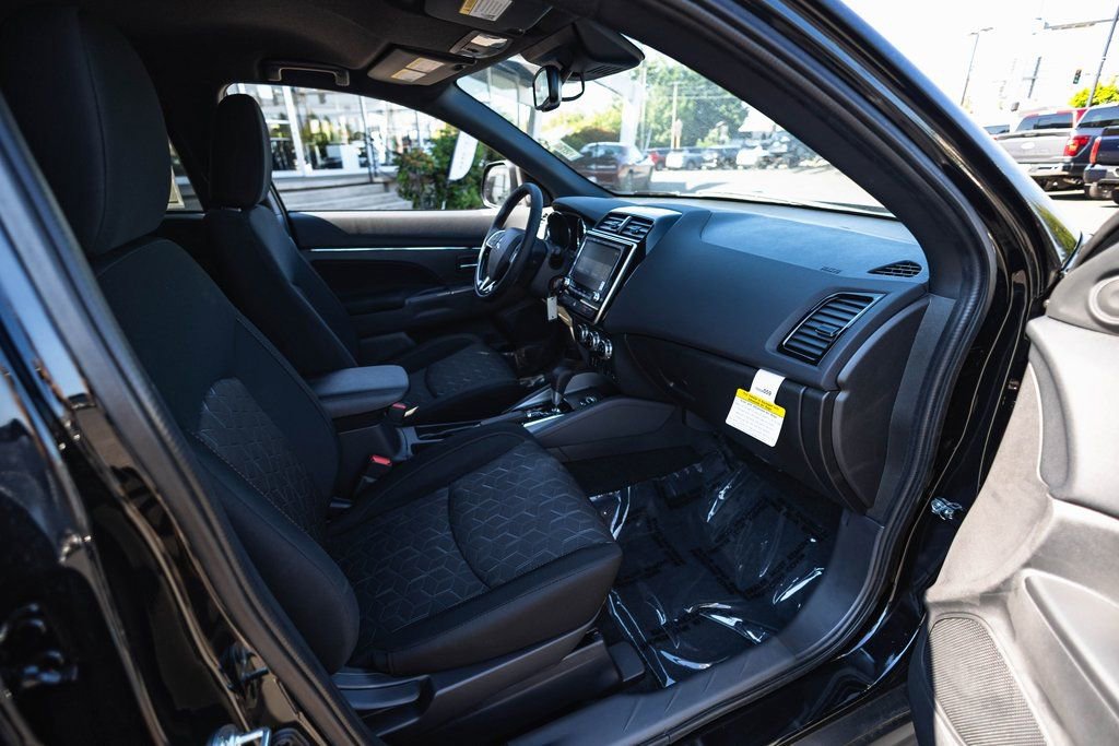 New 2025 Mitsubishi Outlander Sport AWD image 24