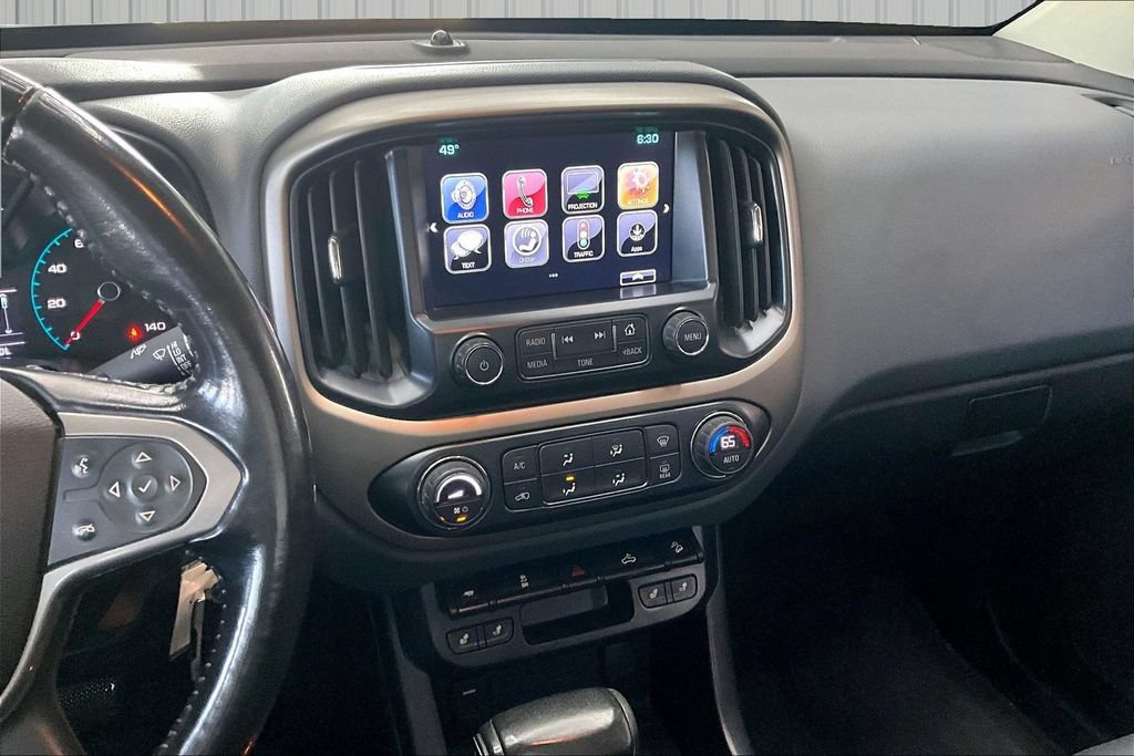 Used 2017 Chevrolet Colorado Z71 AWD/4WD image 9