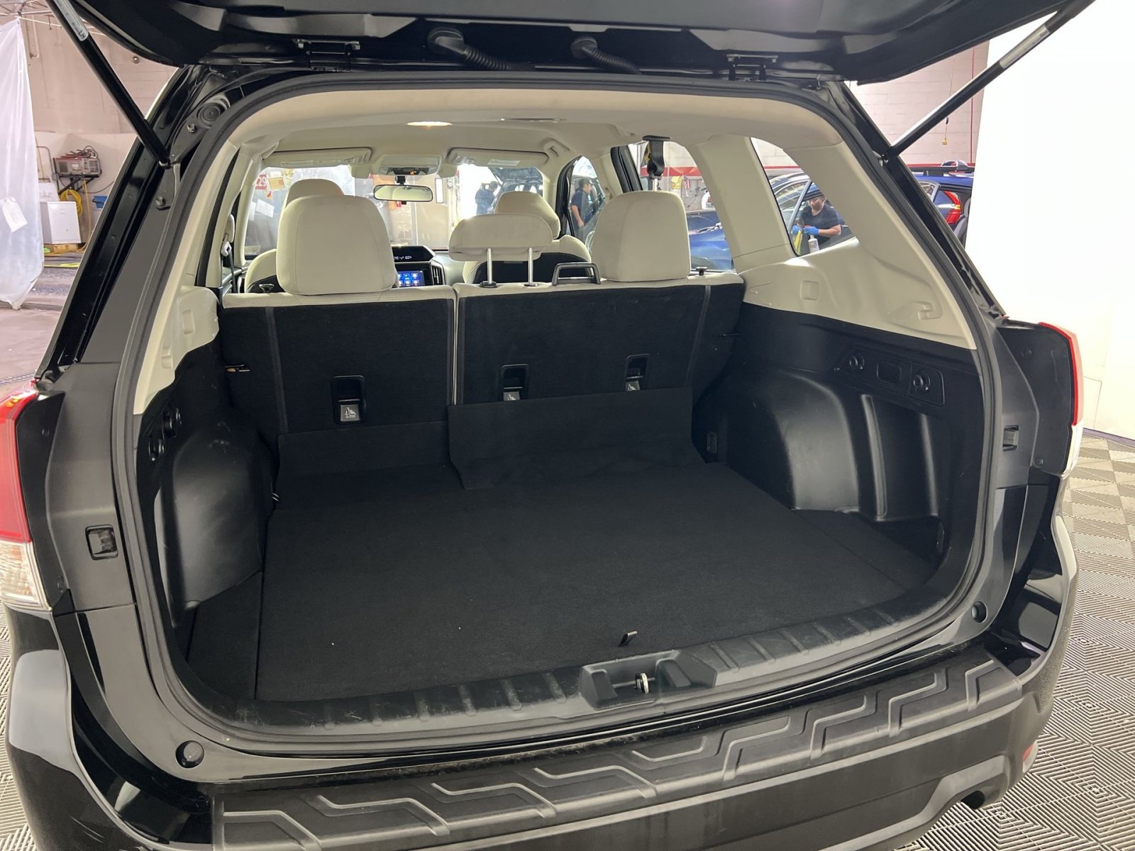 Used 2021 Subaru Forester AWD/4WD image 27