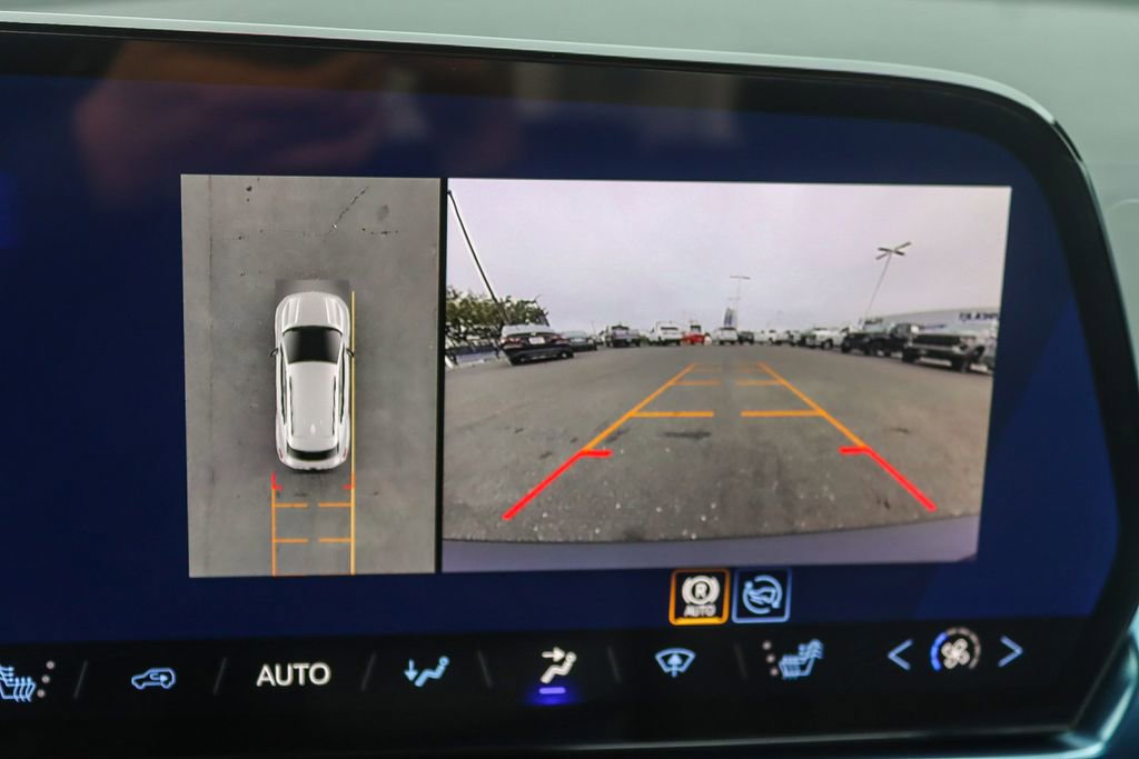 New 2026 Chevrolet Equinox EV LT image 22