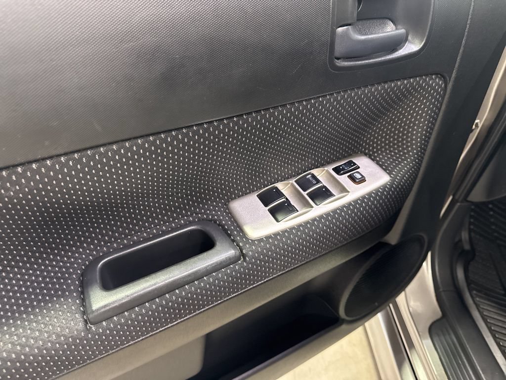 Used 2005 Scion xB FWD image 19