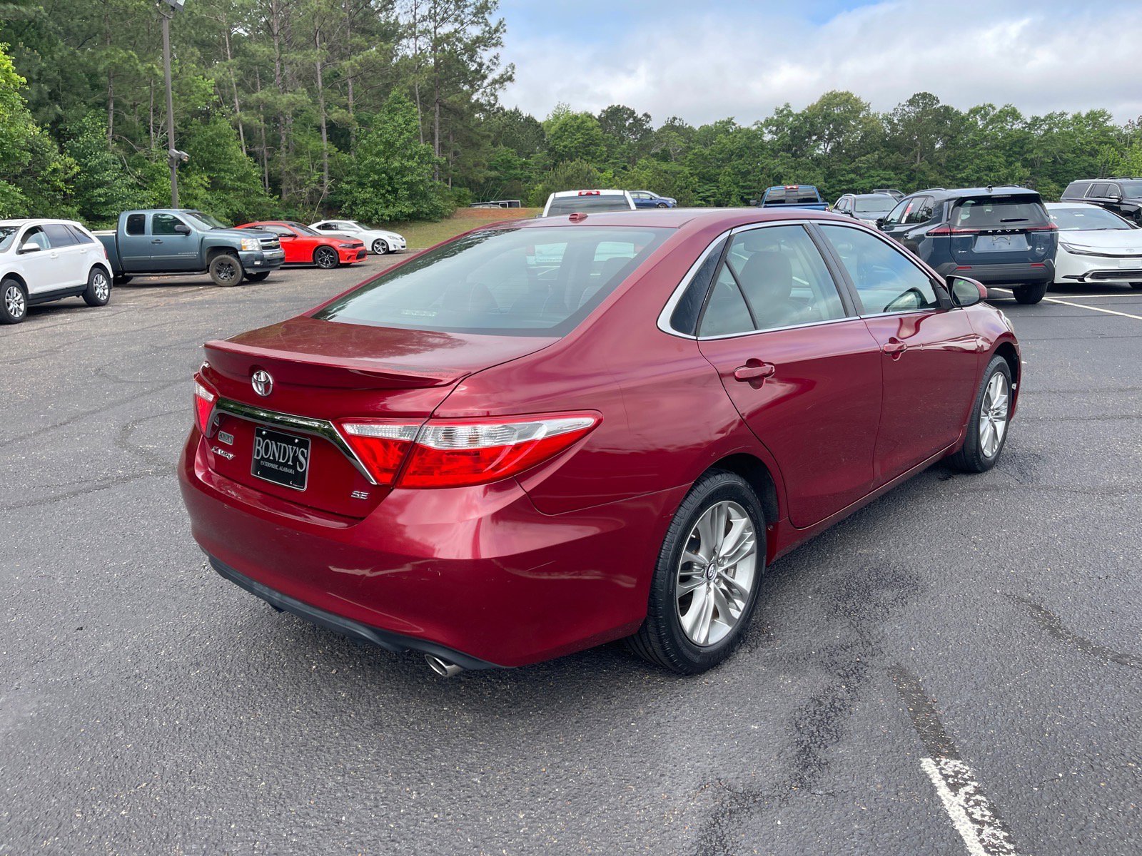 Used 2017 Toyota Camry SE FWD image 17