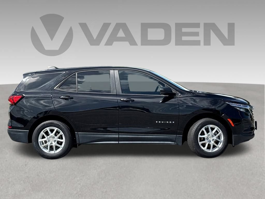 Used 2024 Chevrolet Equinox LS w/ LS Convenience Package FWD image 21