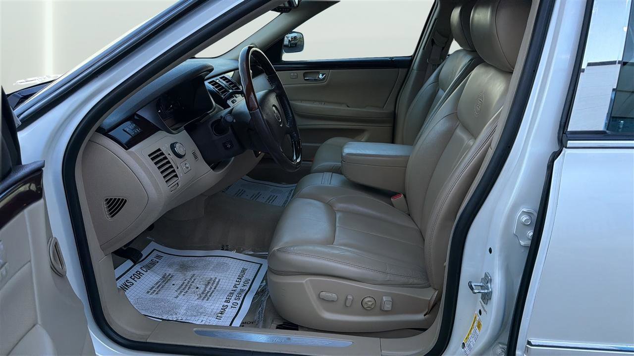 Used 2007 Cadillac DTS Luxury II image 11