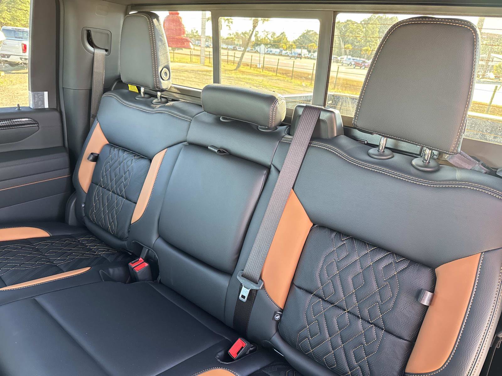 New 2026 GMC Sierra 2500 AT4 w/ Technology Package image 16