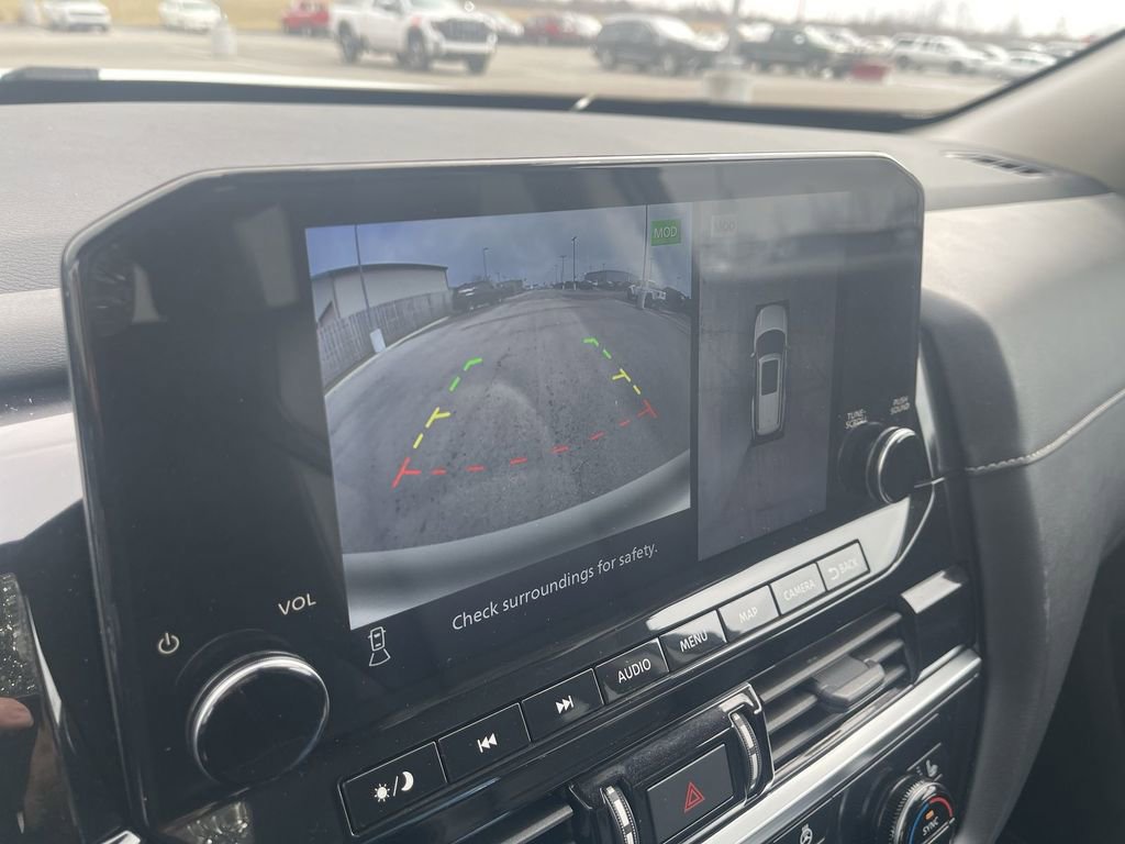 Used 2023 Nissan Pathfinder SL image 28