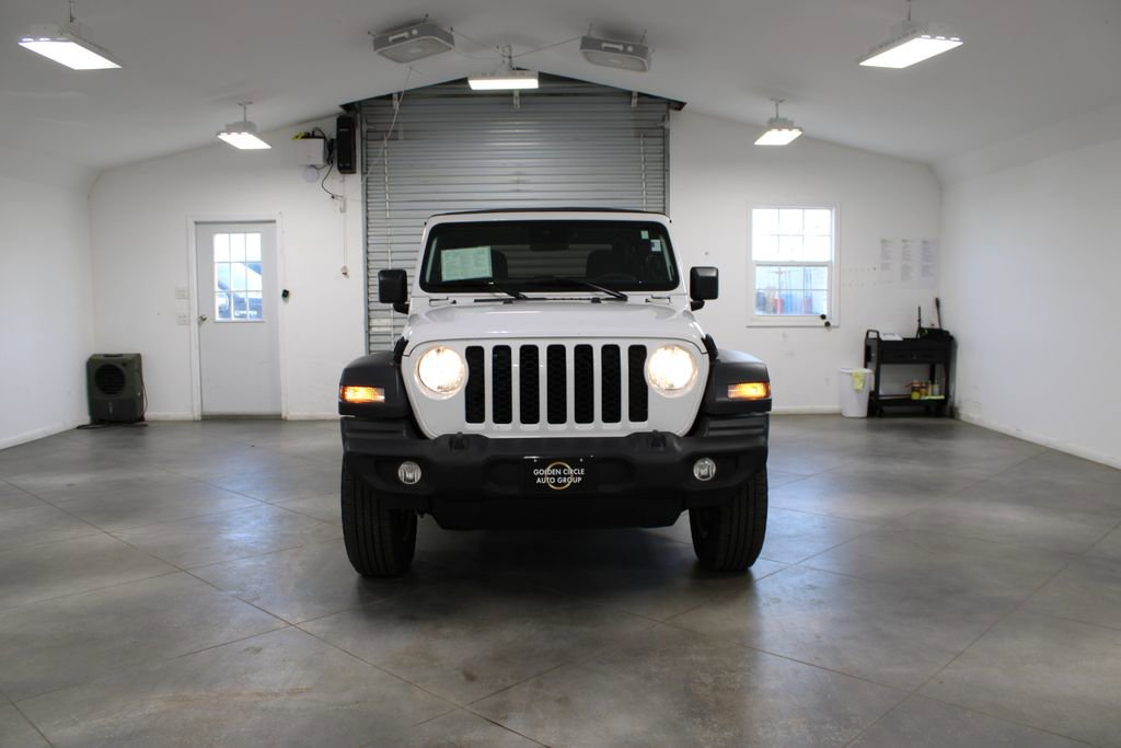 Used 2024 Jeep Wrangler Sport S image 3