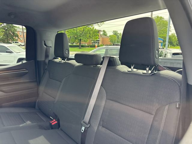 Used 2023 Chevrolet Silverado 1500 LT AWD/4WD image 8