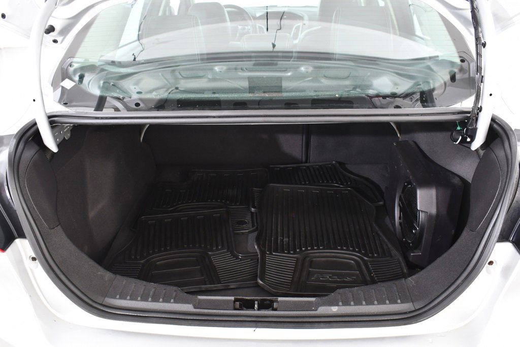 Used 2014 Ford Focus SE w/ Equipment Group 201A image 20