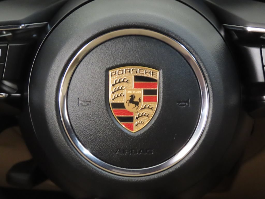 Certified 2026 Porsche Macan AWD/4WD image 21