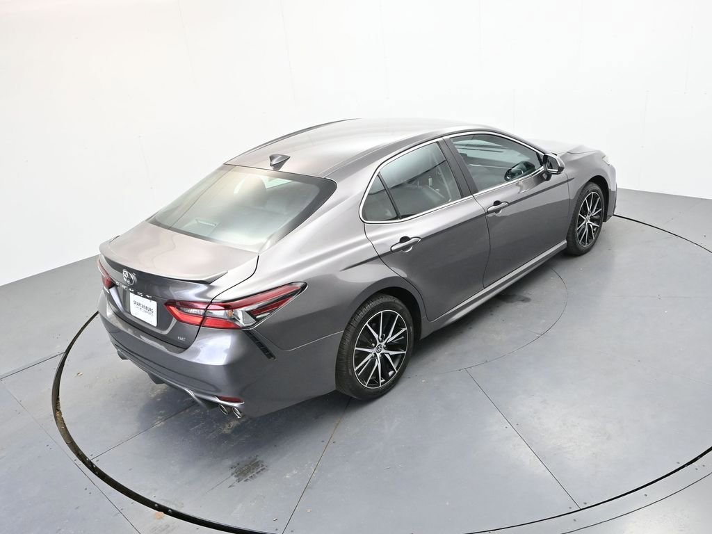 Used 2024 Toyota Camry SE image 27