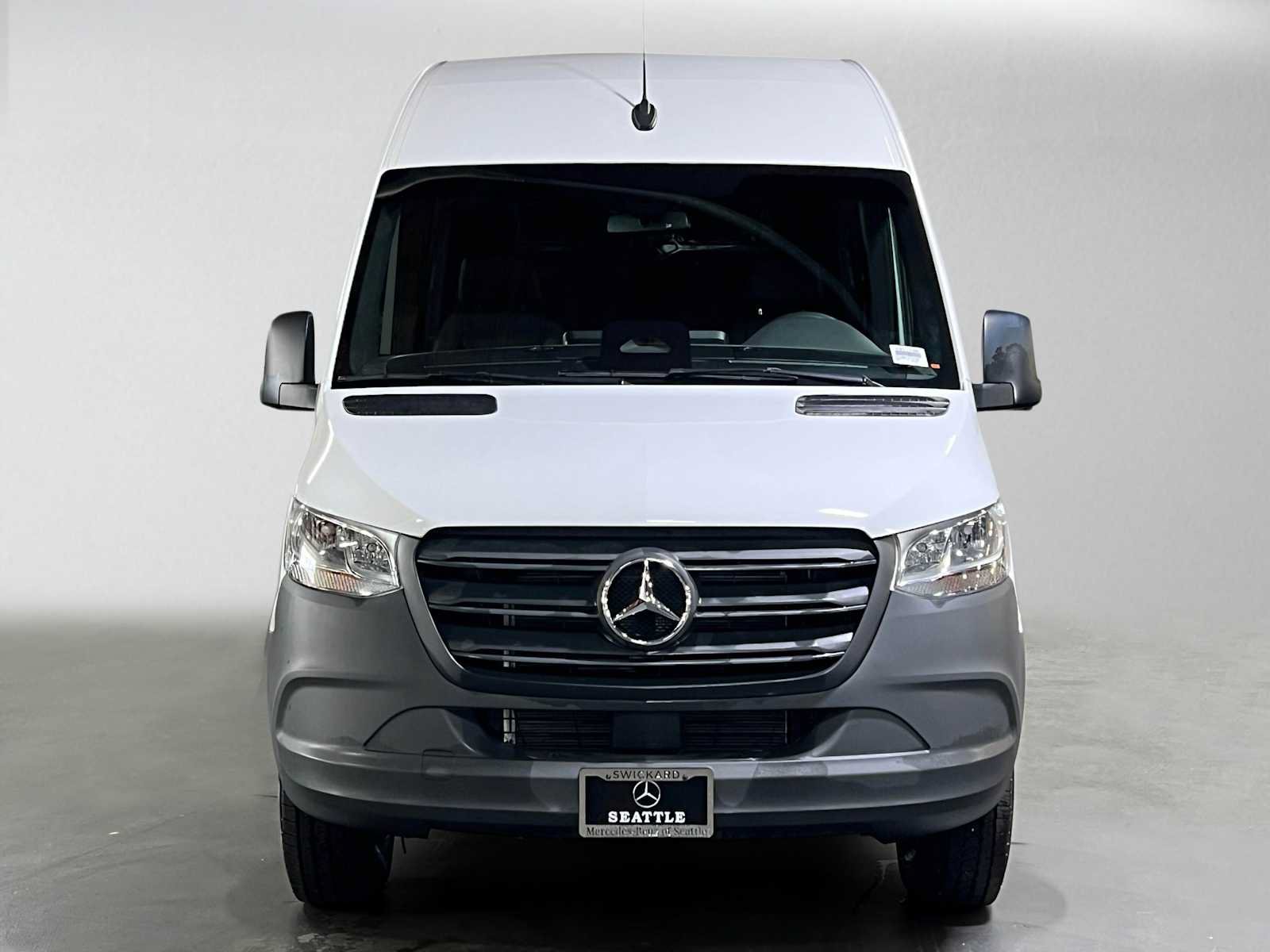New 2025 Mercedes-Benz Sprinter 2500 image 9