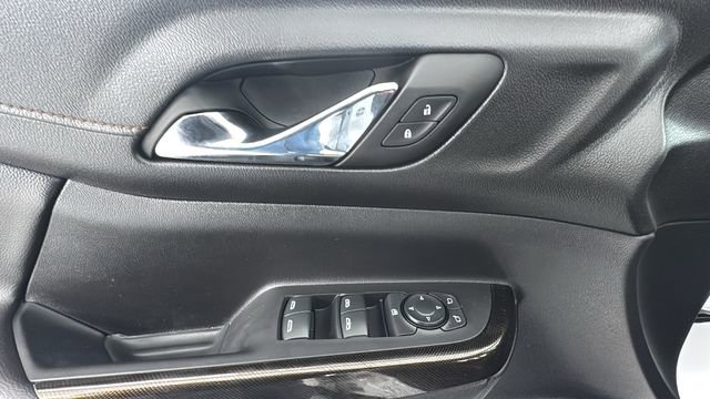 Used 2023 GMC Acadia AT4 image 20