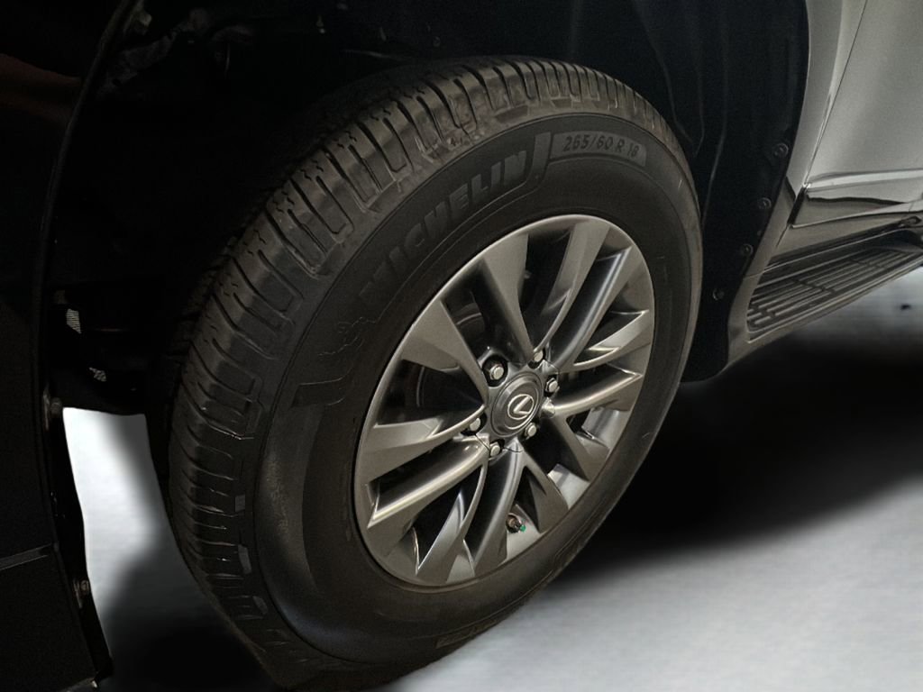 Used 2018 Lexus GX 460 Premium image 31