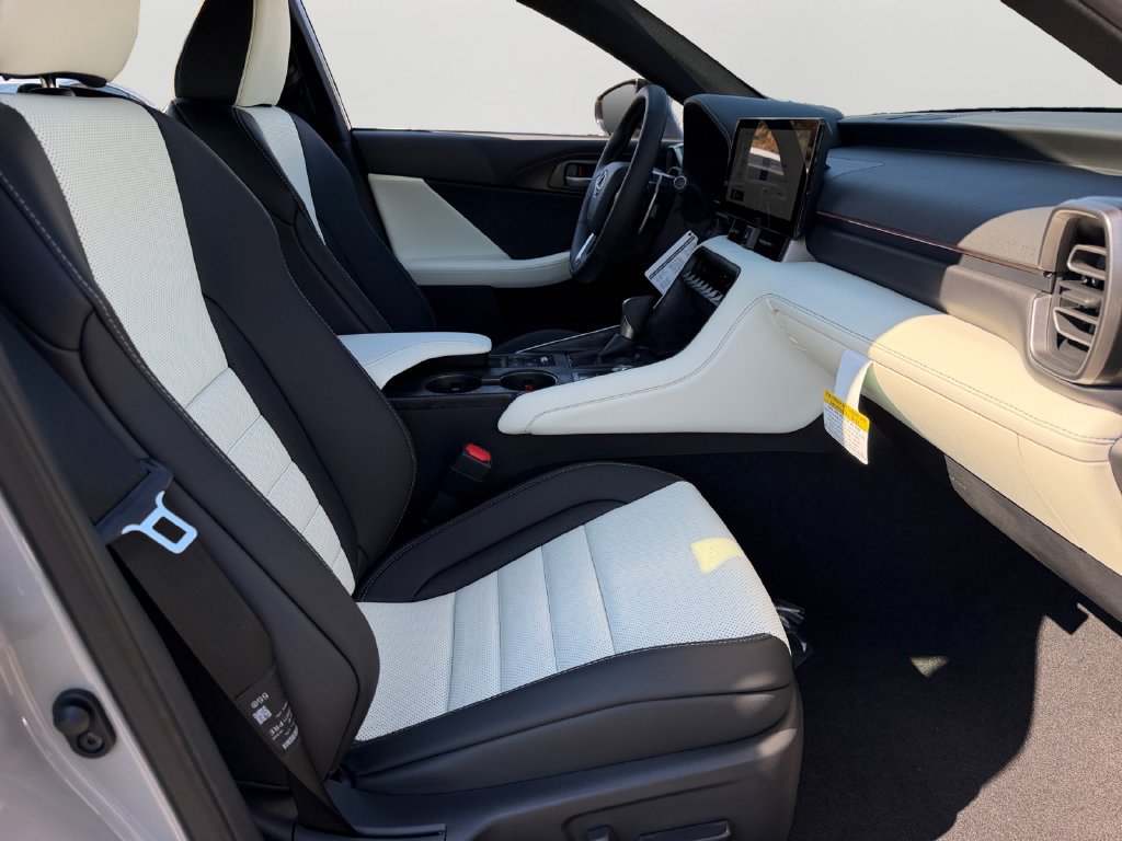 New 2026 Lexus IS 350 F Sport AWD/4WD image 7