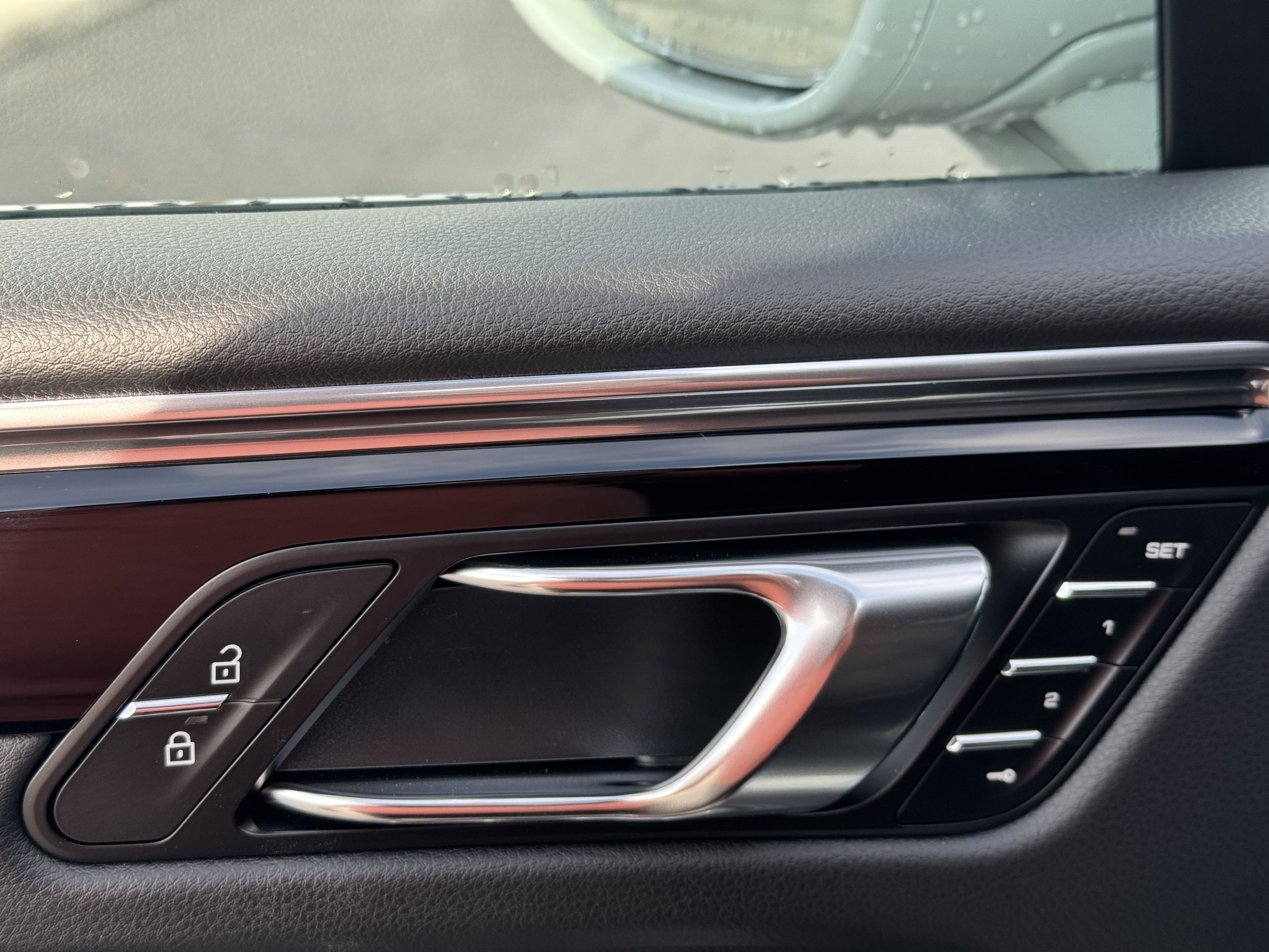 New 2025 Porsche Macan image 22