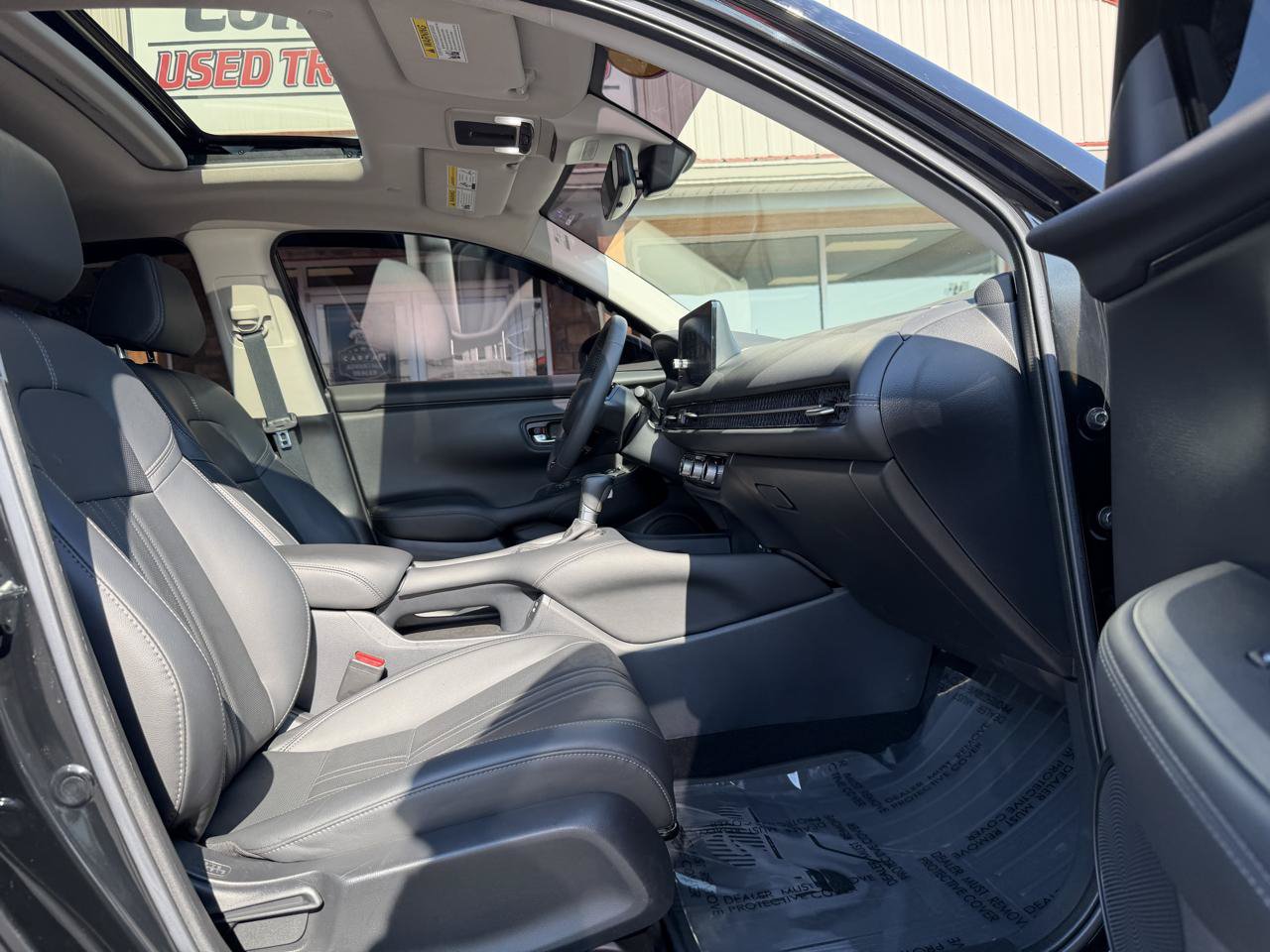 Used 2024 Honda HR-V EX-L image 22