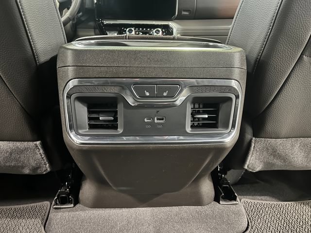 Used 2024 GMC Sierra 2500 Denali w/ Denali Reserve Package AWD/4WD image 28