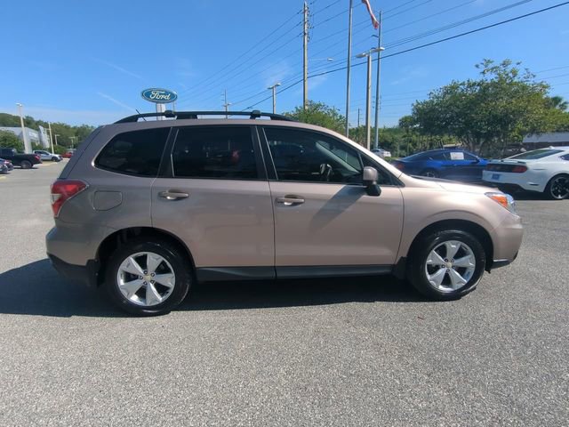 Used 2014 Subaru Forester 2.5i Premium w/ All-Weather Package AWD/4WD image 4