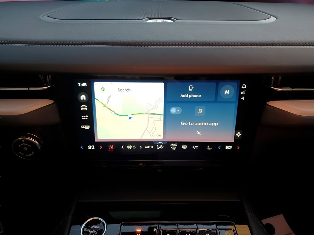 Used 2025 Lincoln Navigator L Reserve w/ Jet Appearance Package image 38