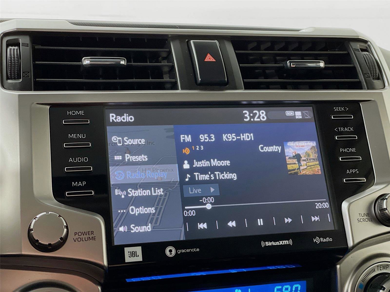 Used 2022 Toyota 4Runner Limited image 19