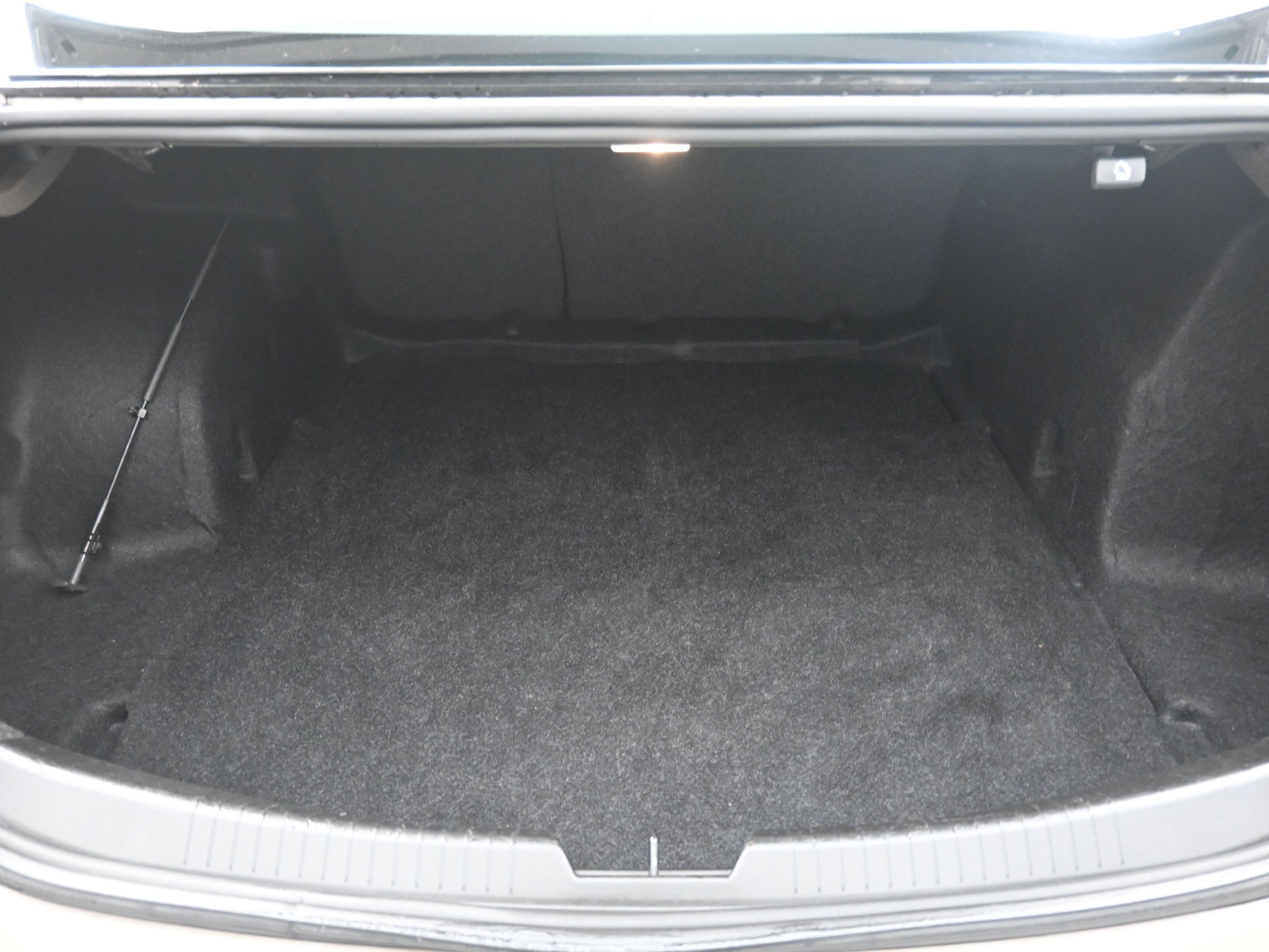 Used 2024 Chevrolet Malibu LT image 16