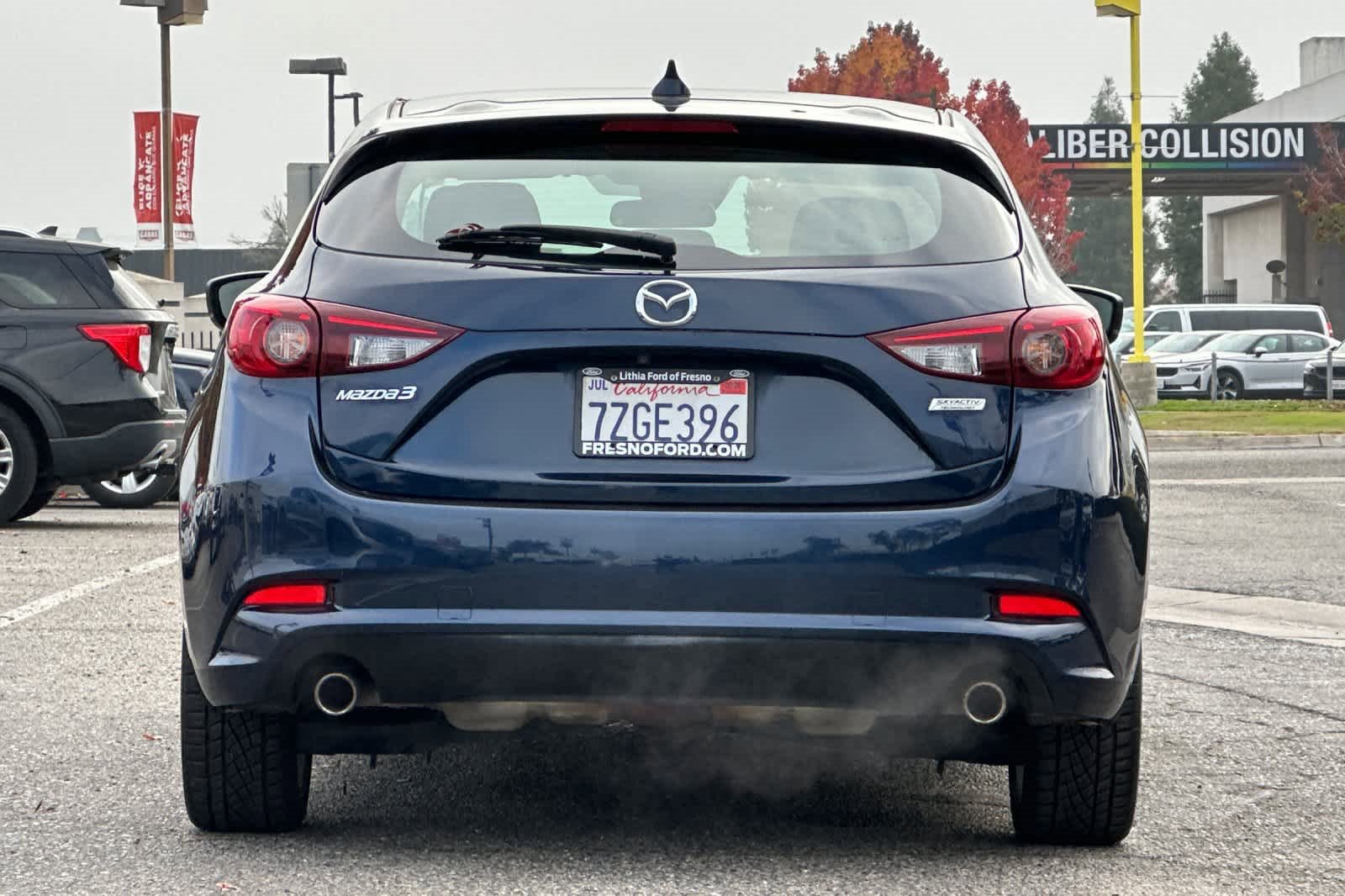 Used 2017 MAZDA MAZDA3 Grand Touring image 7