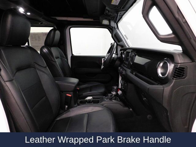 Used 2021 Jeep Wrangler Unlimited Sahara image 35