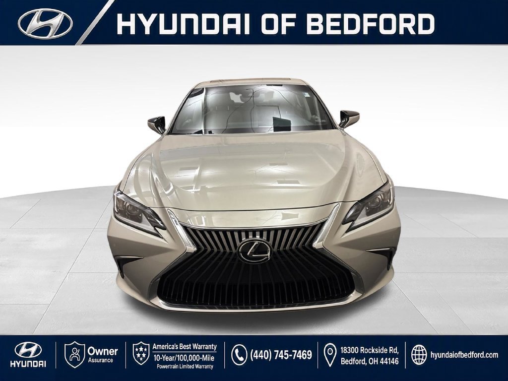 Used 2019 Lexus ES 350 w/ Premium Package FWD image 2