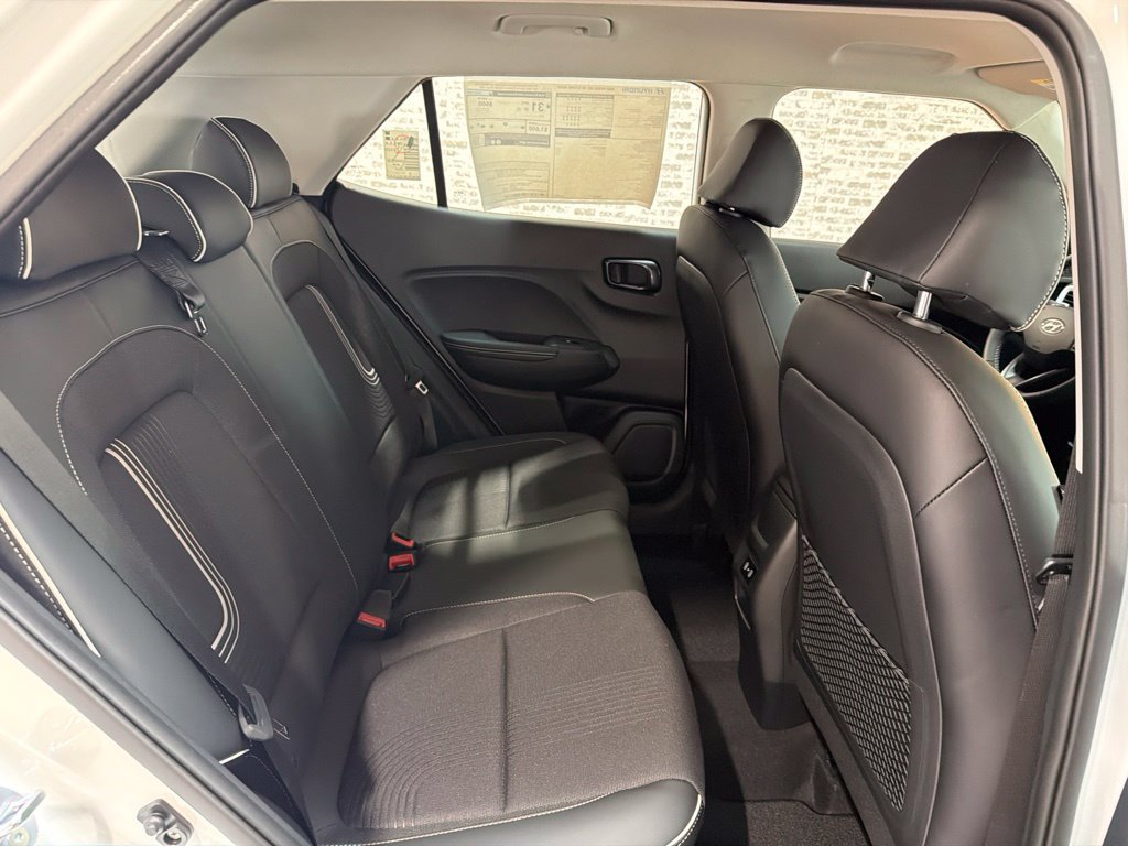 New 2026 Hyundai Venue SEL FWD image 11