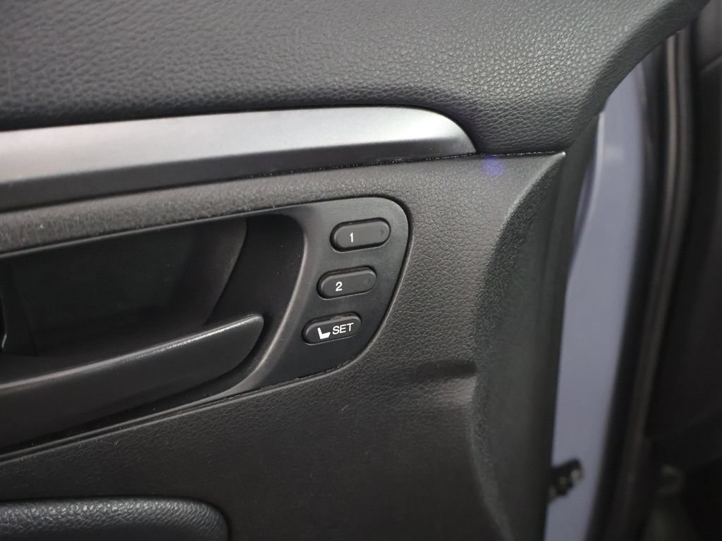 Used 2023 Honda Passport EX-L image 42