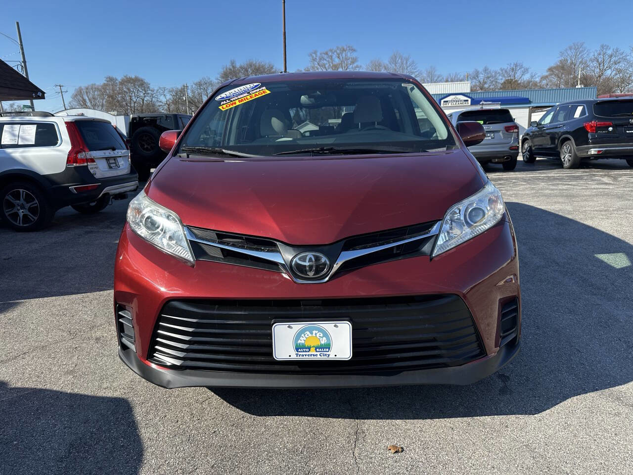 Used 2020 Toyota Sienna LE AWD/4WD image 3