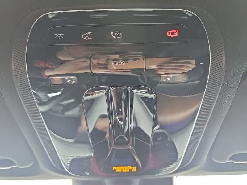 Used 2024 Mercedes-Benz GLC 300 4MATIC image 19